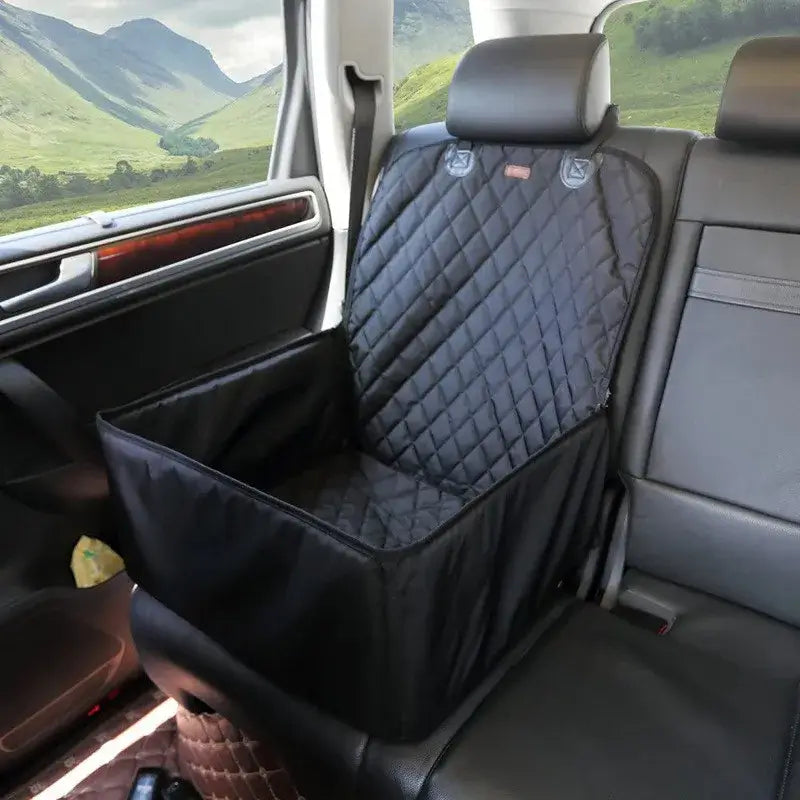 waterproof car seat cover dhdjdg for pets, ensuring comfort and protection in the car.